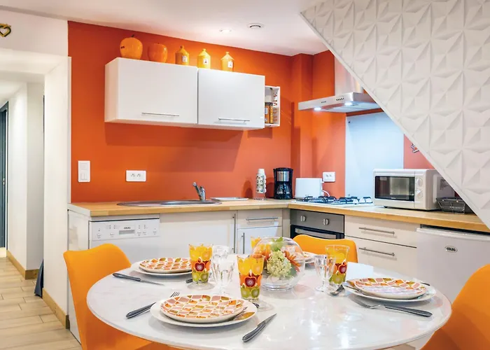 Les Glycines N1 בית נופש *