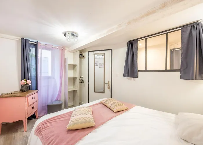 Les Glycines N1 Hébergement de vacances Les Épesses